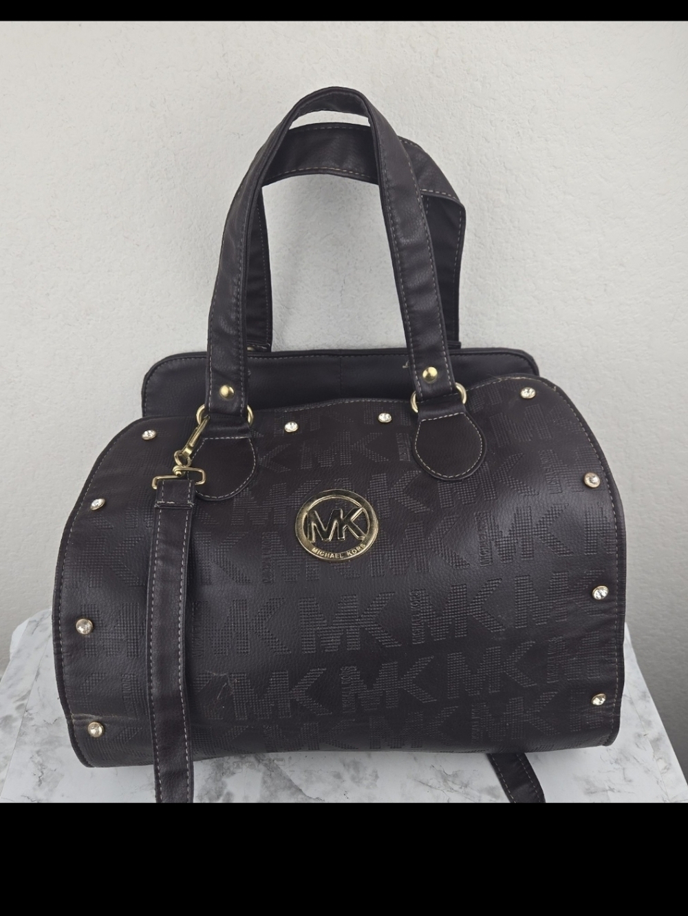 Shoulder bag/crossbody Brown color  studded
